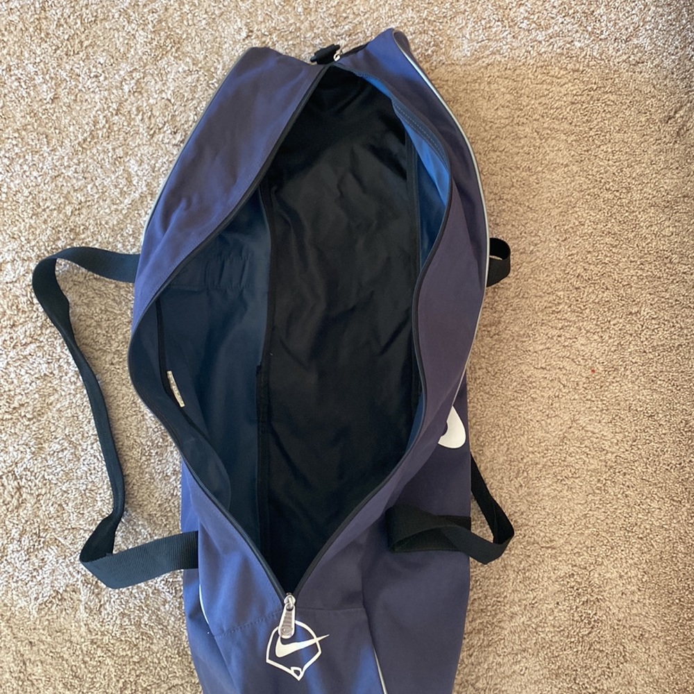 Baseball Bag - Picture 5 of 7